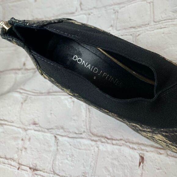 DONALD J PLINER | Sassi Gold Platino Peep Toe Bootie - Picture 5 of 5